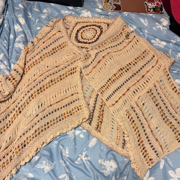 Moth Sweaters - Moth Beige and Multicolor Crochet Poncho